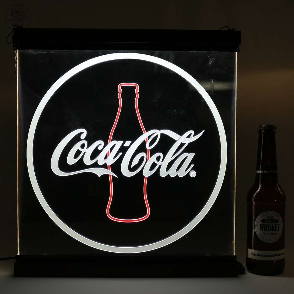 65591562_Coca_Cola_Sign_Light-2.jpg