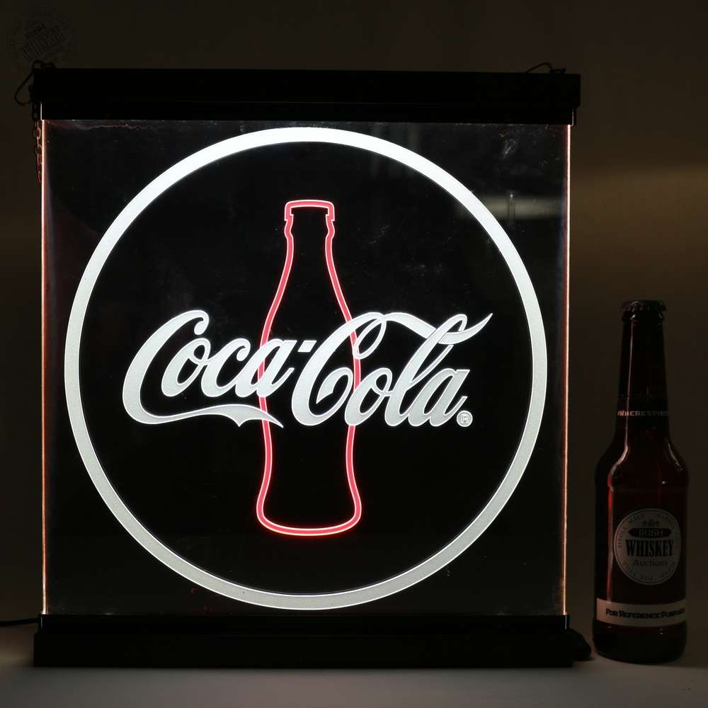 65591562_Coca_Cola_Sign_Light-4.jpg
