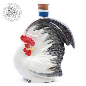 65601610_Suntory_ROYAL_Whisky_12_Year_of_the_Rooster-1.jpg