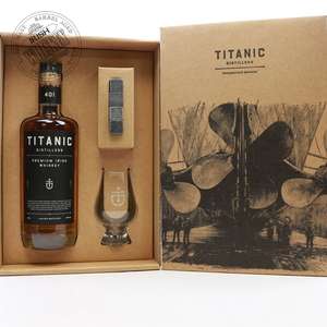 65607270_Titanic_Distillers_Collectors_Edition-1.jpg