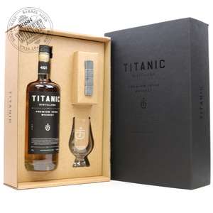 65611238_Titanic_Distillers_Collectors_Edition-1.jpg