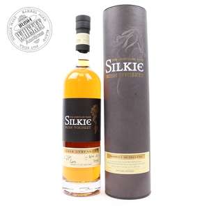 65613571_Dark_Silkie_Cask_Strength_Irish_Whiskey-5.jpg