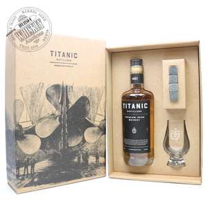 65624468_Titanic_Distillers_Collectors_Edition-1.jpg