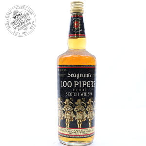 65640071_Seagrams_100_Pipers_De_Luxe_Scotch_Whisky-1.jpg