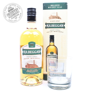 65640980_Kilbeggan_Traditional_Irish_Whiskey_with_Glass-1.jpg