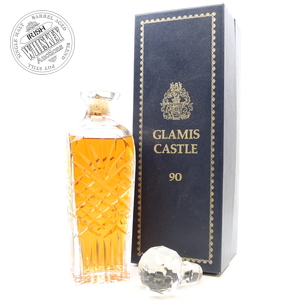 65642293_Glamis_Castle_Queen_Mothers_90th_Decanter-1.jpg