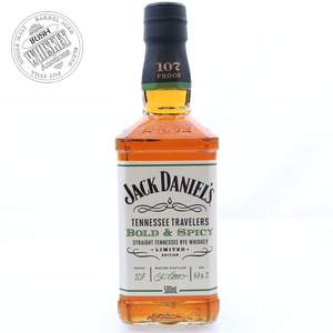 65658700_Jack_Daniels_Tennessee_Travelers_Bold_and_Spicy-1.jpg