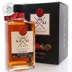 65658905_Kamiki_Blended_Whisky-1.jpg