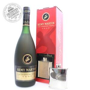 65663970_Remy_Martin_Fine_Champagne_Cognac-1.jpg