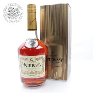 65706893_Hennessy_Very_Special_Cognac-1.jpg