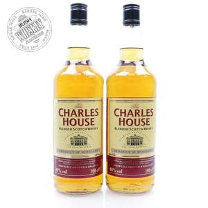 65708501_The_Charles_House_Fine_Blended_Scotch_Whisky_Set-1.jpg